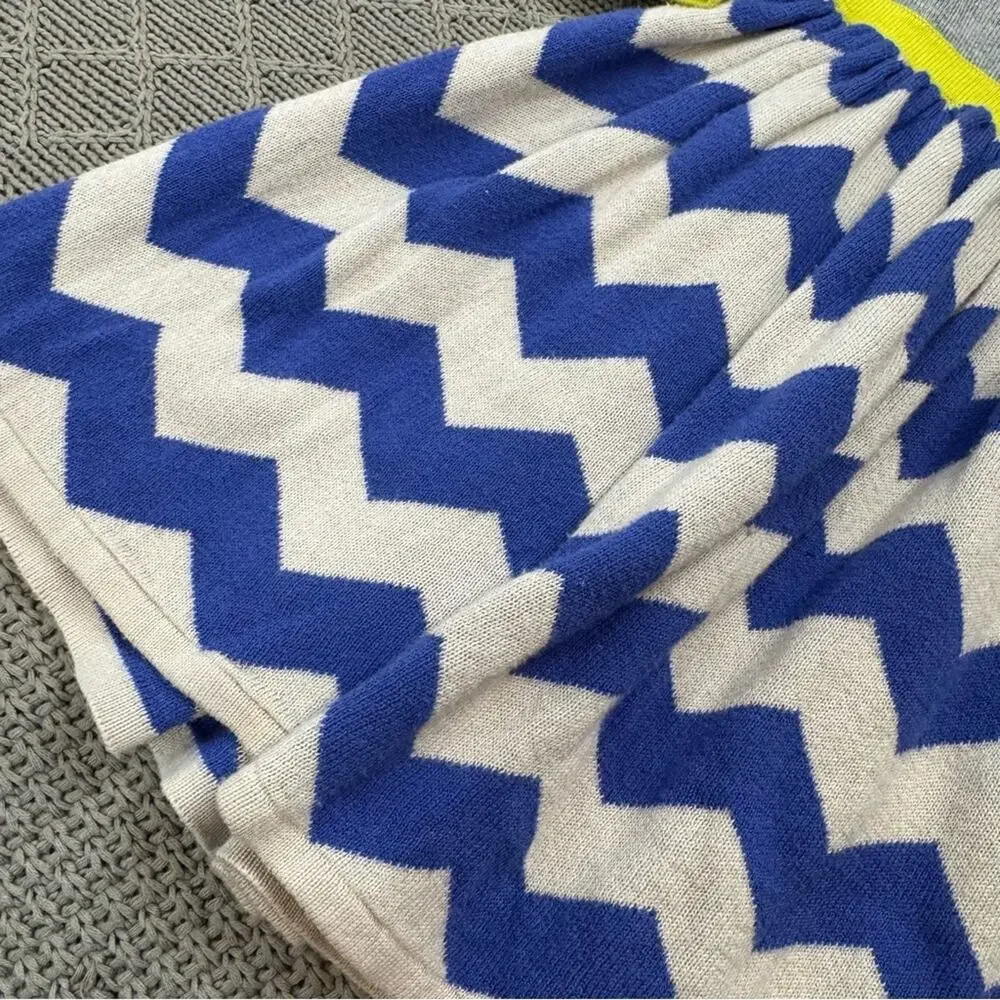 Mini Boden Stylish Gray and Blue Chevron Kids Dress ~ 2/3